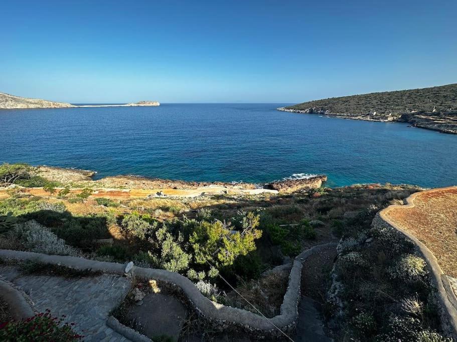 Cliffside Cozy Villa W/ Seaviews Mézapos Eksteriør bilde